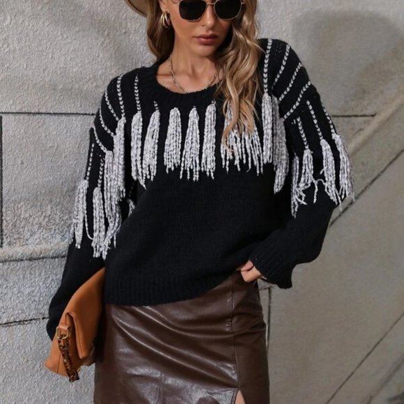 Fringe Detailed Knit Sweater top Black - Picture 3 of 6